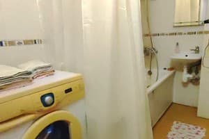 Квартира 2к. кв. Шалімова, НАУ, спорткомплекс "Меридіан". Апартаменты 4-местный 2 этаж 7