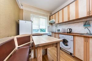 Квартира 2к. кв. Шалімова, НАУ, спорткомплекс "Меридіан". Апартаменты 4-местный 3 этаж 5