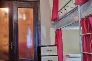 Хостел 777 метро Дворец Украины. Место в общем 10-местном номере  2