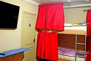 Хостел 777 метро Харьковская. Место в женском 4-местном номере  2
