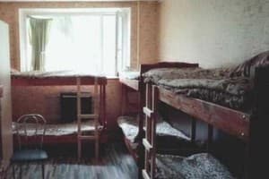 Хостел Ажур. Место в мужском 6-местном номере  1