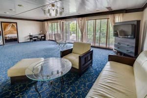 Отель Bakkara. Люкс двухместный с видом на парк 3