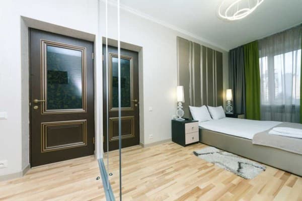 Бульвар Леси Украинки 24 10