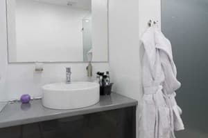 Квартира CityApartments Akademmistechko Kyiv. Делюкс 4-местный  14