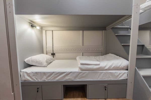 Gar’is hostel Maidan 21