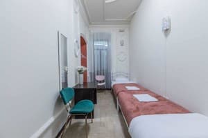 Хостел Gar’is hostel Maidan. Эконом двухместный с раздельными кроватями 1