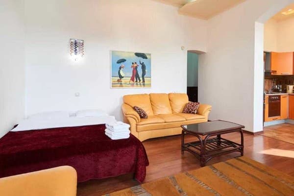 Home Hotel ул. Хорива, 15/8 1