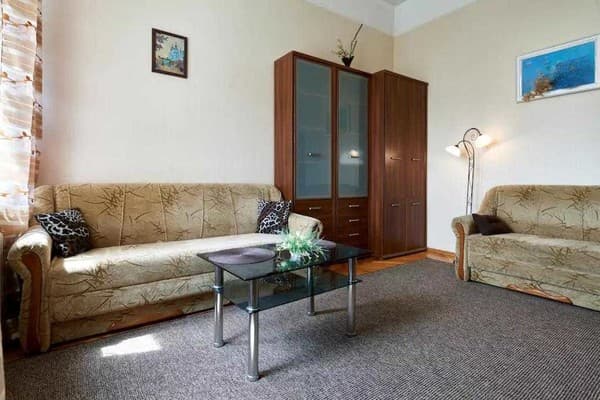 Home Hotel ул. Стрелецкая 28 7