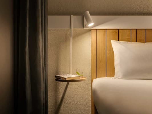 Ibis Kyiv Beresteiska 5