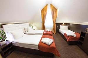 Отель Киев 365. Стандарт трехместный  7