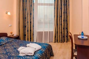 Отель Киев. Стандарт двухместный двухкомнатный 2