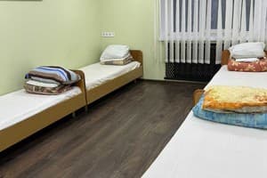 Хостел Кроне ГОК Затишок. Место в общем 5-местном номере  1