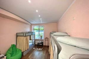 Хостел KustHostel. Место в мужском 8-местном номере  2