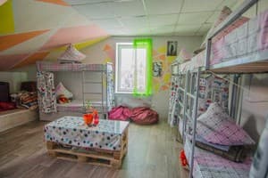 Хостел Lucky Hostel. Место в женском 8-местном номере  2