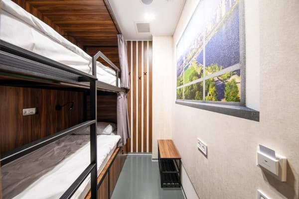 MISTO capsule hotel 13