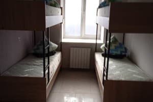 Хостел Межигорская. Место в общем 4-местном номере  3