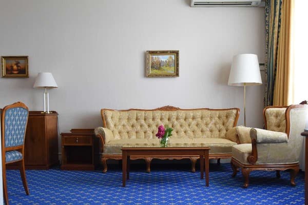 Национальный 37