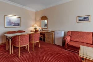 Отель Национальный. Люкс двухместный (2+1). 3