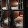 Отель Nesvit Capsule Hotel. Место в женском 8-местном номере  2