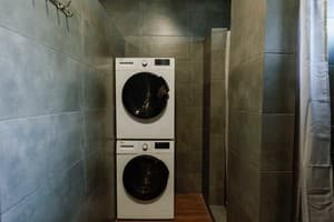 Отель Nesvit Hotel. Место в женском 8-местном номере  2