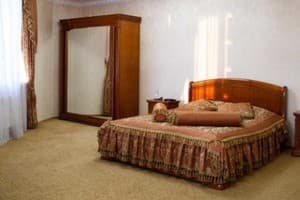 Вилла Old School Villa. Коттедж 12-местный с 6 спальнями (12+8) 4