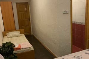 Мини-отель Room 16. Стандарт трехместный  3