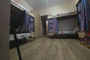 Хостел Северная. Место в общем 6-местном номере  1