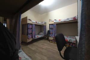 Хостел Северная. Место в общем 6-местном номере  2