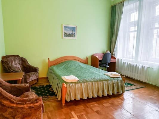 Отель Sikorskyi