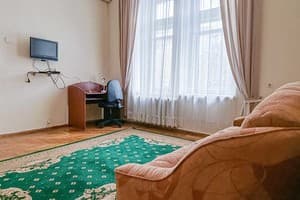 Отель Sikorskyi. Люкс трехместный  4