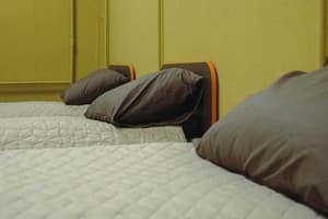 Хостел ТРІНІТІ ХАУС. Место в женском трехместном номере  1