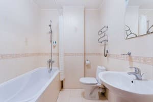 Апарт-отель Tiso. Люкс трехместный с диваном 8