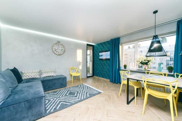 бульвар Леси Украинки 3 15