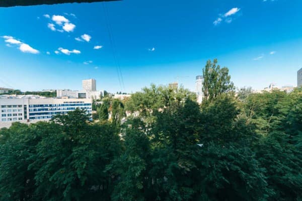 бульвар Леси Украинки 3 31