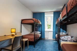 Хостел єЖилье Щекавица. Место в женском 6-местном номере  2