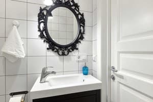 Квартира трехкомнатная на проспекте  Любомира Гузара, 46Б. Апартаменты 4-местный 4+2 25