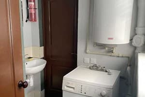 Хостел uaHOSTEL на Подоле. Место в мужском двухместном номере  7